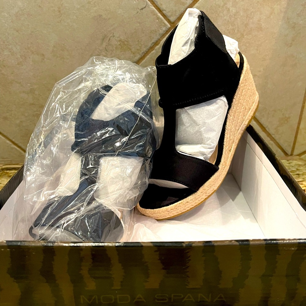NIB Espadrille heels